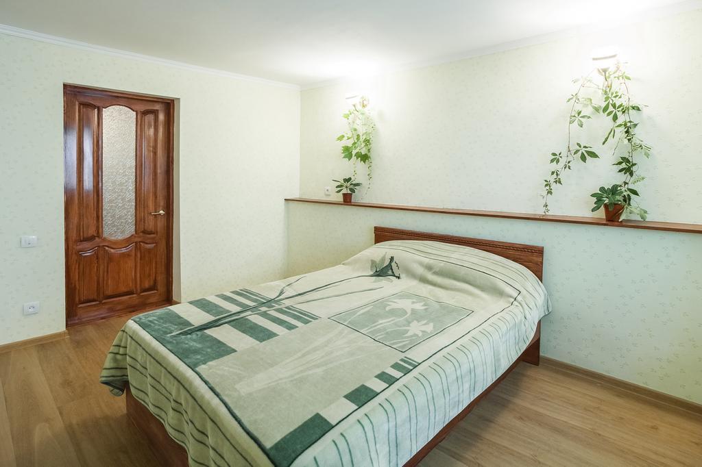 Apartment On Zhukovskogo Odesa Exterior photo